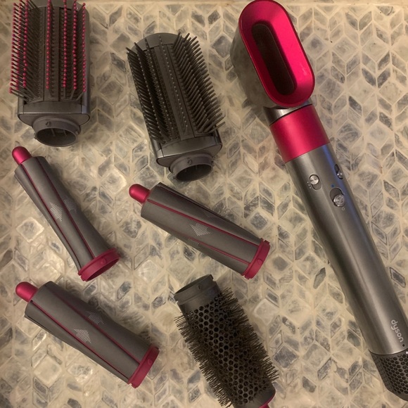 Dyson Hairdryer and attachments - Picture 1 of 2